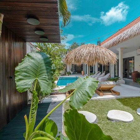 The Jungle - Luxurious & Tropical Concept - 3Br - Central Canggu 외부 사진