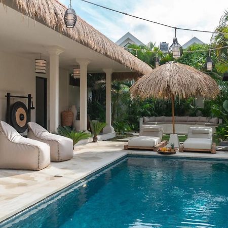 The Jungle - Luxurious & Tropical Concept - 3Br - Central Canggu 외부 사진