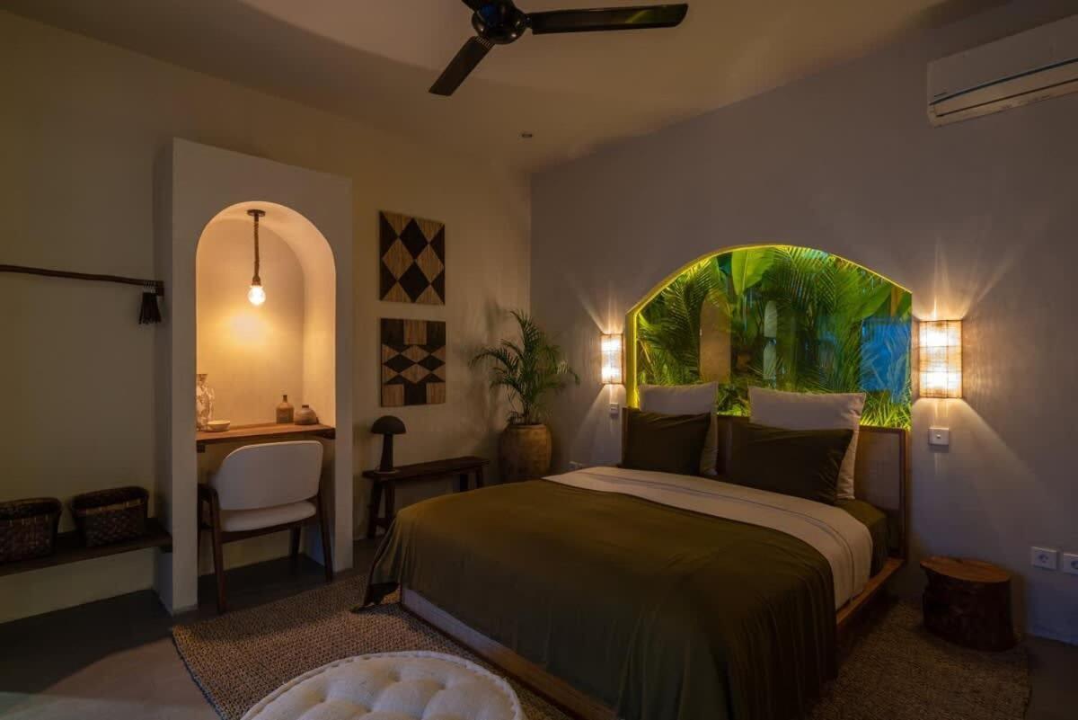 The Jungle - Luxurious & Tropical Concept - 3Br - Central Canggu 외부 사진