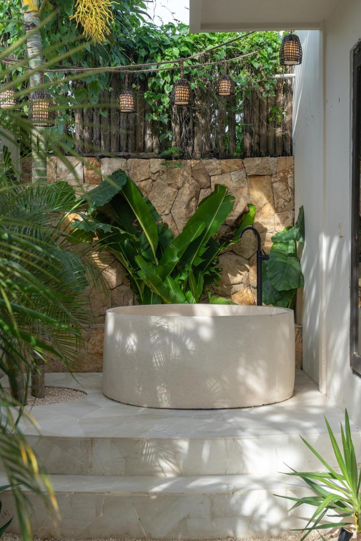 The Jungle - Luxurious & Tropical Concept - 3Br - Central Canggu 외부 사진