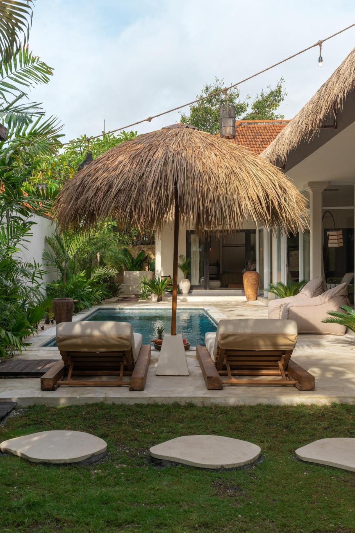 The Jungle - Luxurious & Tropical Concept - 3Br - Central Canggu 외부 사진