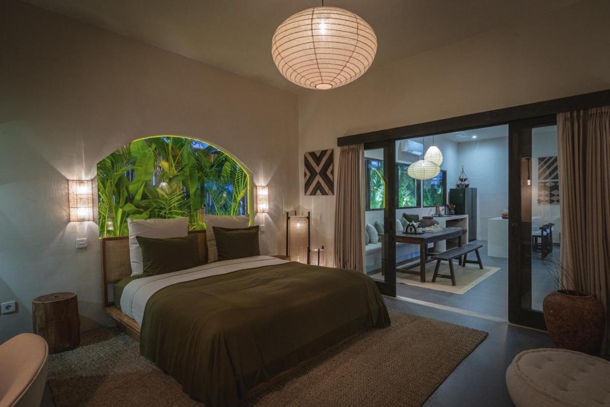 The Jungle - Luxurious & Tropical Concept - 3Br - Central Canggu 외부 사진